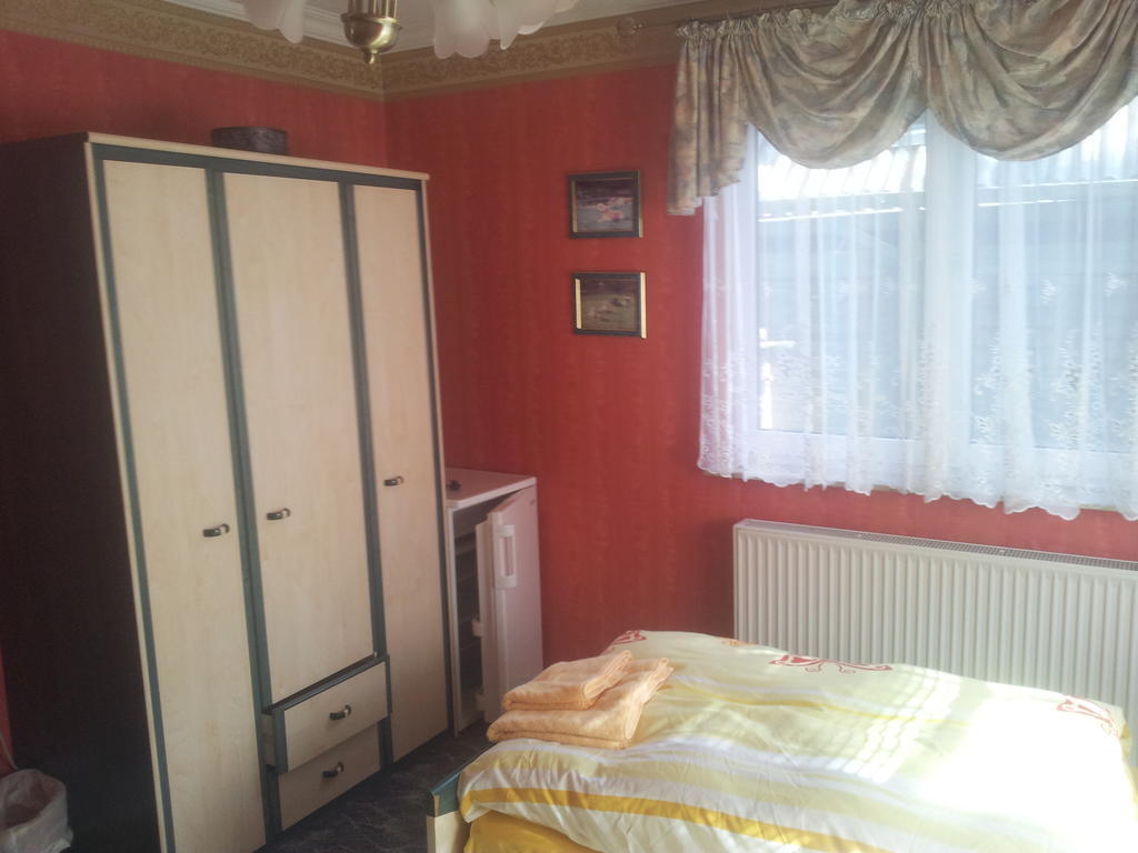 Biggis Waldpension Michendorf Esterno foto
